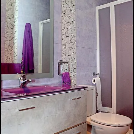 Апартаменти Cerca Playa Bateles